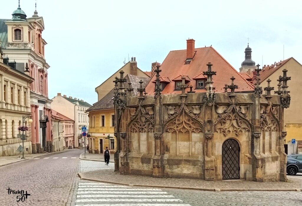 Kutna Hora na weekend - kamienna studnia gotycka