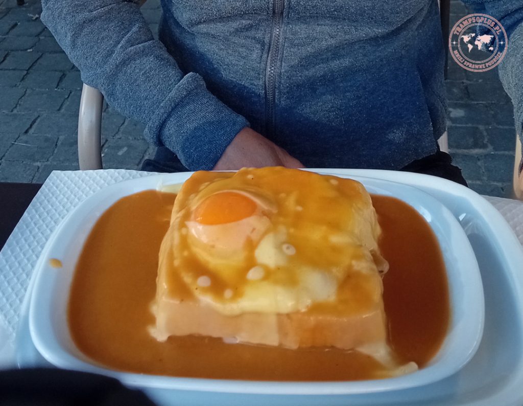 Porto poradnik jedzenia - kanapka Fancesinha